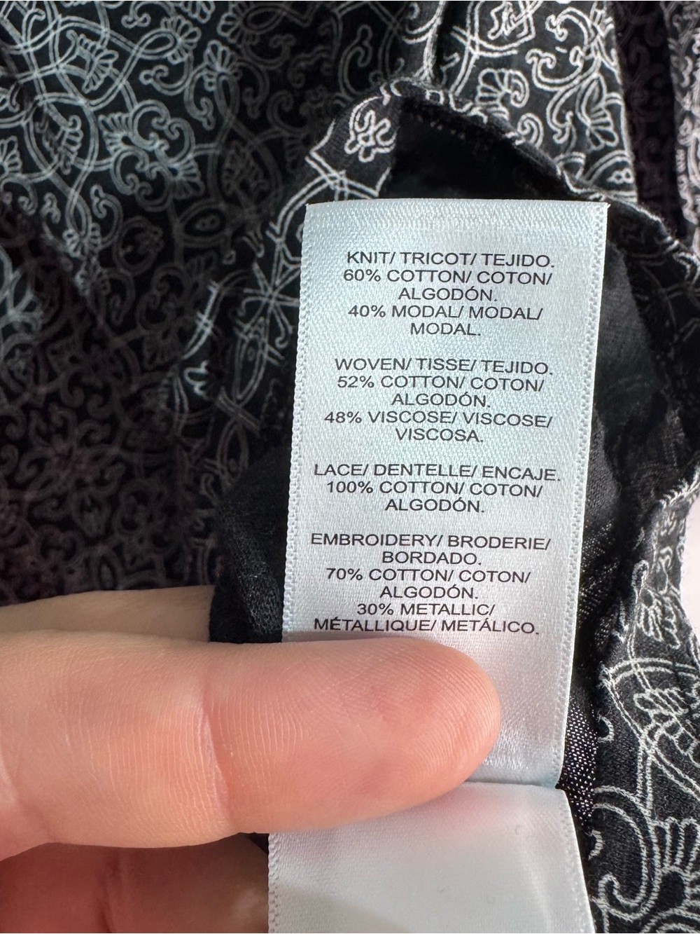 Lucky Brand NWT 1X Black White Boho Embroidered Peasant Top Plus - Picture 6 of 7